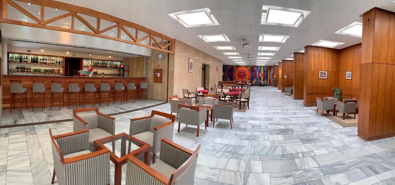 Riviera Park Hotel Balatonföldvár Esterno foto